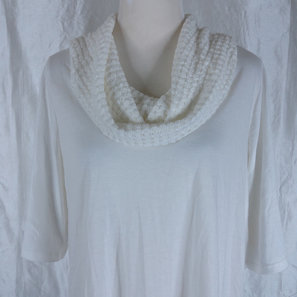 COVETED Clothing Womens Size Large Cowl Neck White